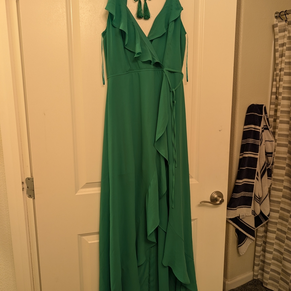 Elegant Green Women's Dress